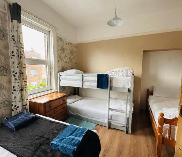 Poole Apartment | DOUBLE Room