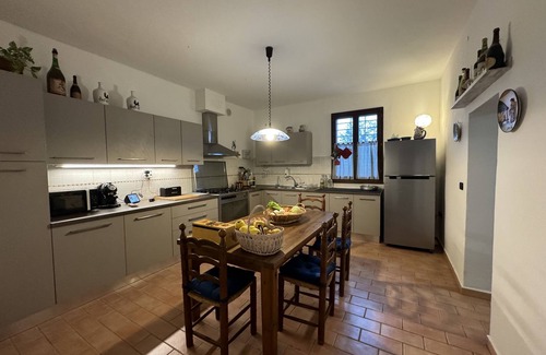 Lugo Apartment | Double room Nespolo's colors
