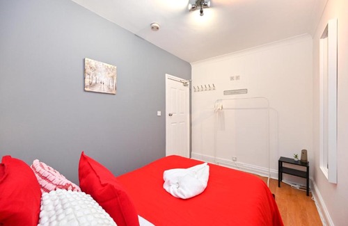 Reading House | Double Room Reading