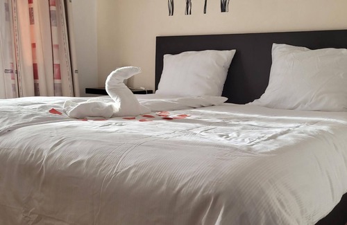 Udersdorf Cottage | Double room shower/toilet - B & B Üdersdorf