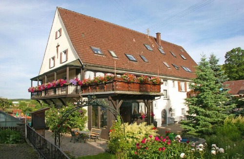Loffingen Apartment | Double room snow cross with shower and toilet