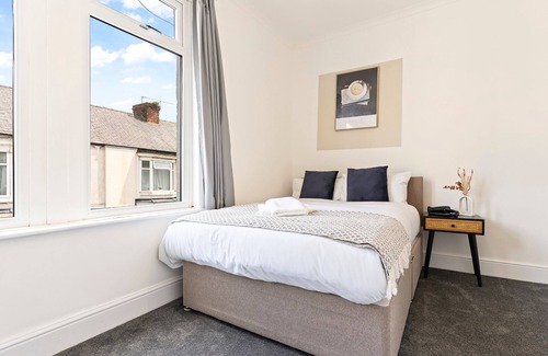 Redcar Bed & Breakfast | Double Room w/Ensuite | Perfect for Contractors