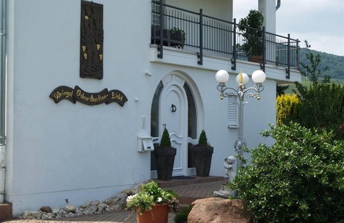 Brauneberg Cottage | Double Room - Winery Bastian - Your feel-good home