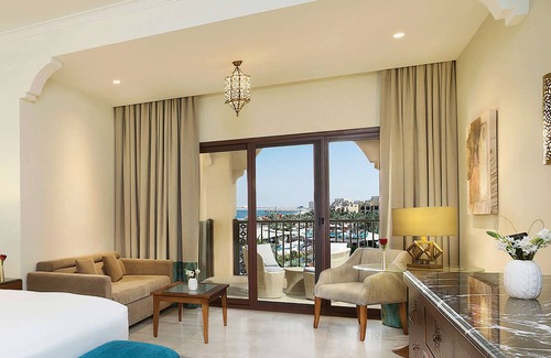 Ras Al Khaimah Resort | DoubleTree by Hilton Resort & Spa Marjan Island
