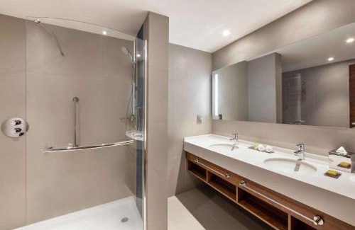 Jadaf Hotel | DoubleTree by Hilton Dubai Al Jadaf
