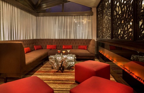 Lake Arbor Hotel | DoubleTree by Hilton Hotel Largo/Washington DC