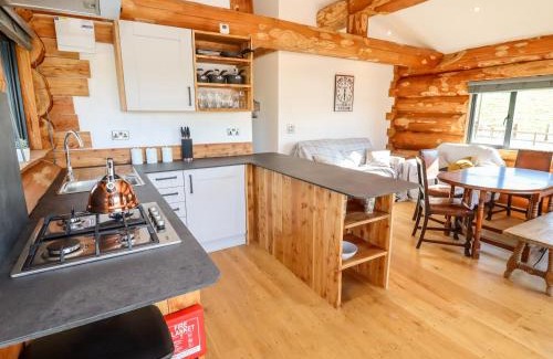 Upper Sapey House | Douglas Cabin