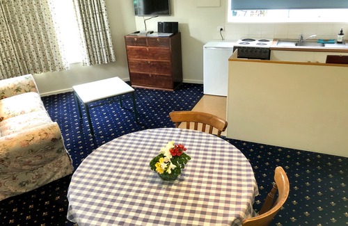 Port Fairy Apartment | Douglas Riverside