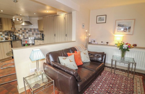 Parwich Cottage | DOUGLAS'S BARN, pet friendly, character holiday cottage in Parwich