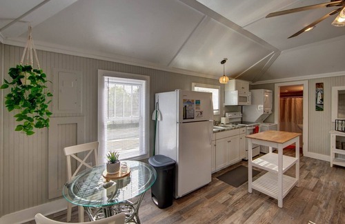 Ocracoke House | Down Point Hideaway: Boho chic 1 bedroom home just steps from Springer's Point -