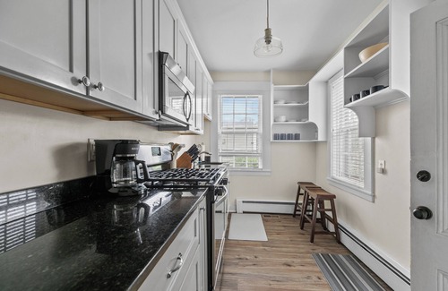 Bristol House | Downton Bristol Retreat