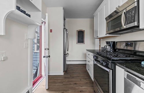 Bristol House | Downton Bristol Retreat