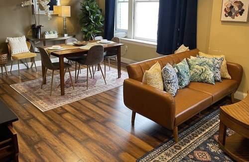 Downtown Memphis Apartment | Downtown 3BR / 2BA - Near Court Square Park
