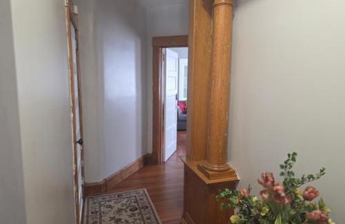 Center Apartment | downtown and secluded