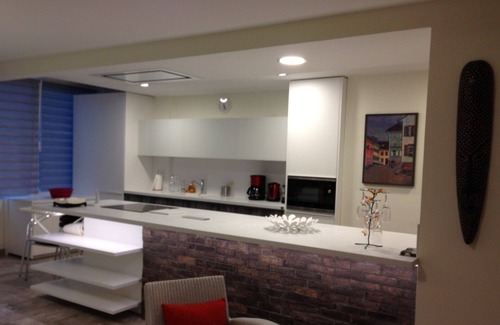 Saint-Jean-de-Luz City Center Apartment | Downtown apartment with parking