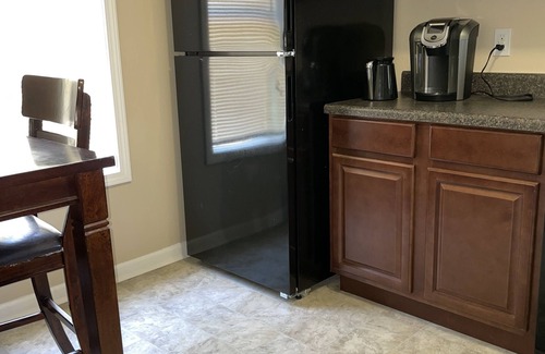 Pettaway Apartment | Downtown apartment with free parking