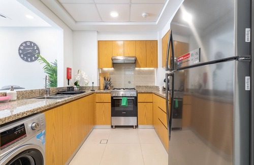 Al Barsha 1 Apartment | Downtown - Bellevue Towers