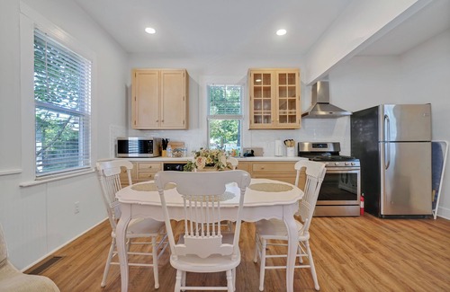 Wilmington Apartment | Downtown Bliss