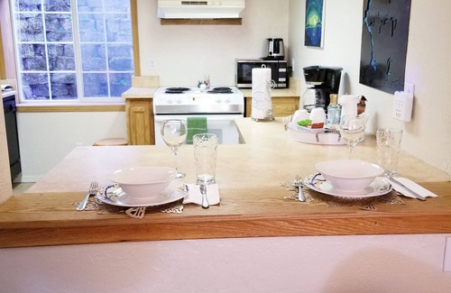 Coeur d'Alene Apartment | Downtown CDA Studio Apartment. Walk to almost everything!