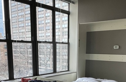 Near South Side Apartment | Downtown Chicago/south loop studio mins from Grant Park