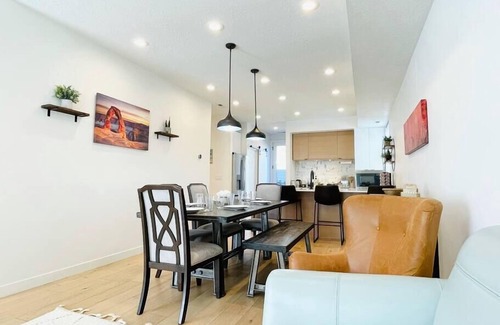 People's Freeway House | Downtown City Lights Hideout