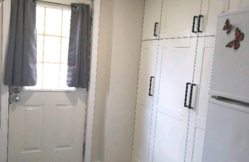 Collingwood House | Downtown Collingwood getaway!