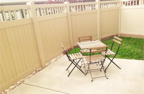 Rio Grande House | Downtown Condo Near Convention Center (Disability Access)