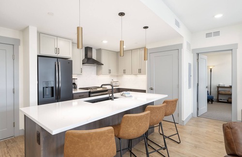 Winter Park Condo | Downtown condo w/hot tub & balcony