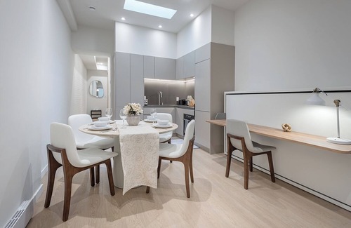 Downtown Montreal Apartment | Downtown Core - Ultra Modern 1 Bedroom Apartment