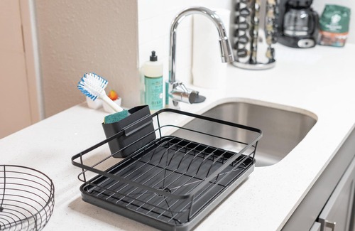 Camelback East Apartment | Downtown Deluxe: 2BR with Parking & Rooftop Pool