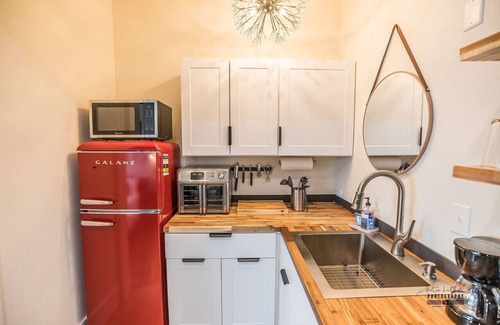 Downtown Apartment | Downtown Dwelling 1616