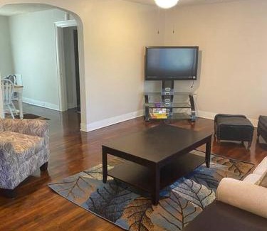 Columbia House | Downtown Hidden Gem