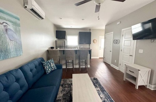 MLK University House | Downtown Home Away from Home 2