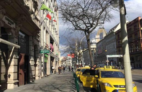 Palace District Apartment | Downtown Island of Peace by NW