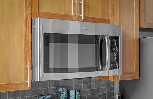 Downtown Cleveland Apartment | Downtown, Lobby Cafe, Parking, WiFi, Sofa Bed