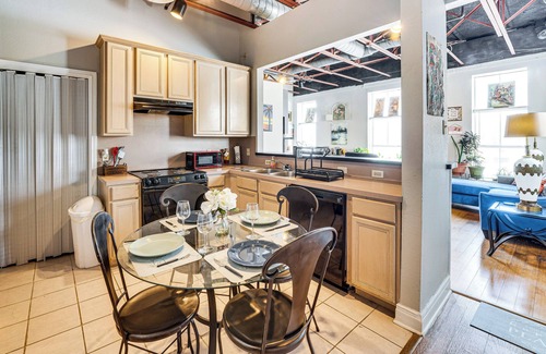 Central City Apartment | Downtown Loft in Corpus Christi: Walkable Location