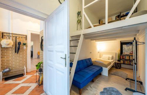 Nepszinhaz negyed Apartment | Downtown Oasis Apartman