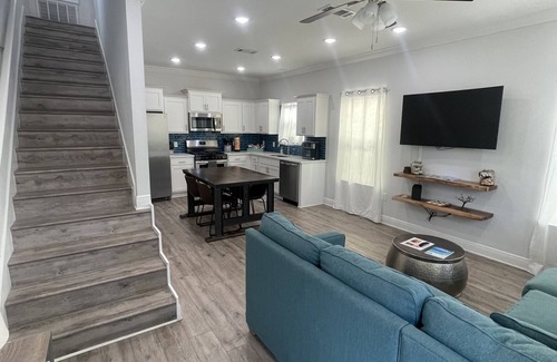 Downtown House | Downtown Oasis
