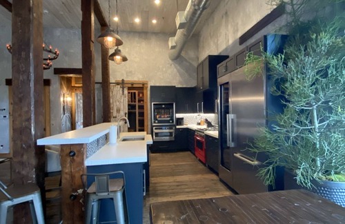 Downtown Oklahoma City House | Downtown Patio Views