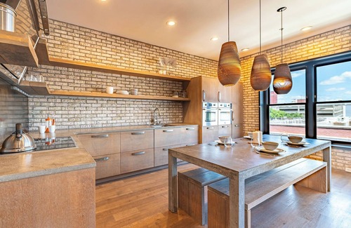 Downtown Asheville Condo | Downtown Penthouse✨ City Views + Pet-Friendly + Inc. Biltmore Pass