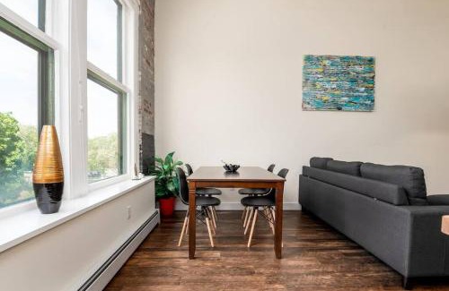 Bangor Apartment | Downtown Retreat - Apartment in the Heart of Bangor