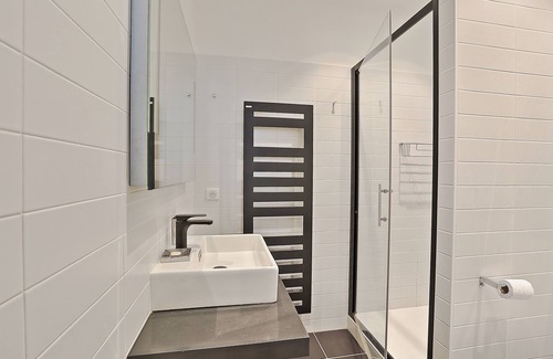 Saint-Jean-de-Luz City Center Apartment | Downtown Saint Jean de Luz ⎜Beautiful studio apartment · 20m from the beach
