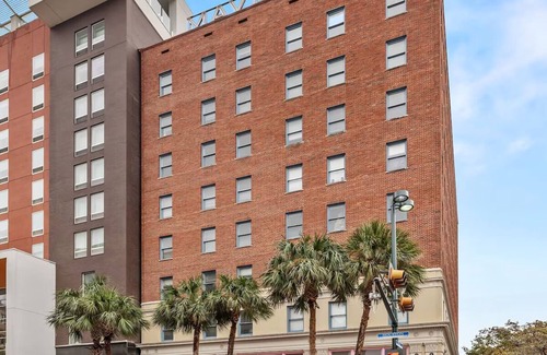 Downtown San Antonio Apartment | Downtown San Antonio Gem – Near Top Sights, River Walk & Local Cuisine | 3 Units