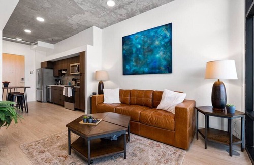 Rio Grande Apartment | Downtown SLC Luxury 1BD/1BA- Pool/HotTub 24hrGym