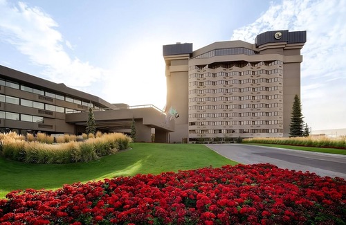 Riverside House | Downtown Spokane Escape | Near Riverfront Park & Spokane Arena | Outdoor Pool