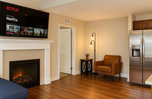 Downtown Cleveland Apartment | Downtown Sq Stadium, Casino, Rock Hall, Clinic