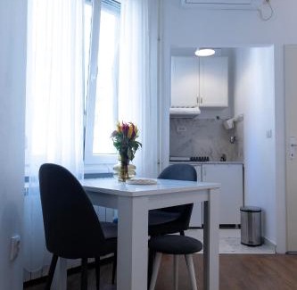 Savamala Apartment | DOWNTOWN STUDIO AP
