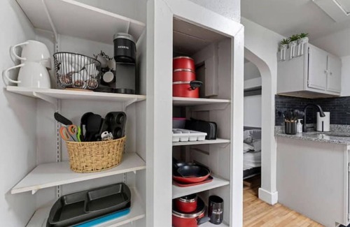 Oshkosh House | Downtown Tiny Home - Oshkosh