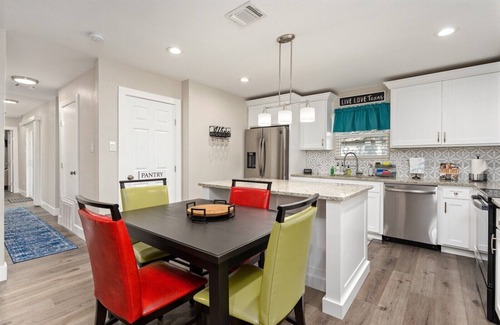 Tobin Hill House | Downtown/Tobin Hill - Walk to The Pearl, St. Mary's St, Riverwalk, Zoo and more