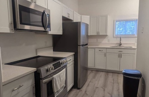 Indianapolis House | Downtown Travel Worker Getaway!